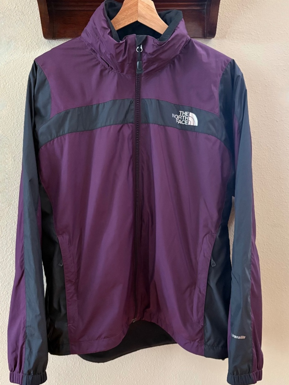 The North Face Hydrenalite Lightweight Hooded Jacket Women Size M Plum Grey